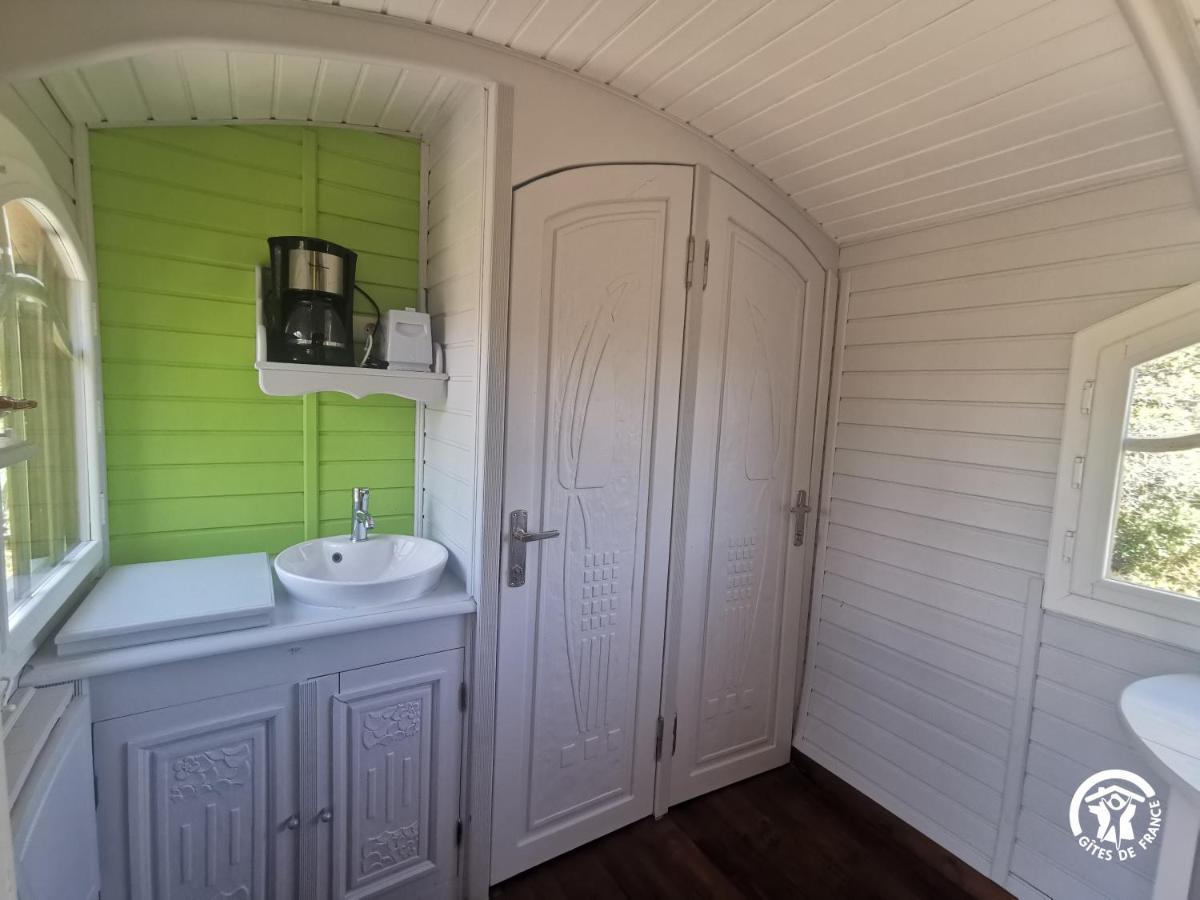 Les Hotes De La Combe Mouis Creissan Exterior foto